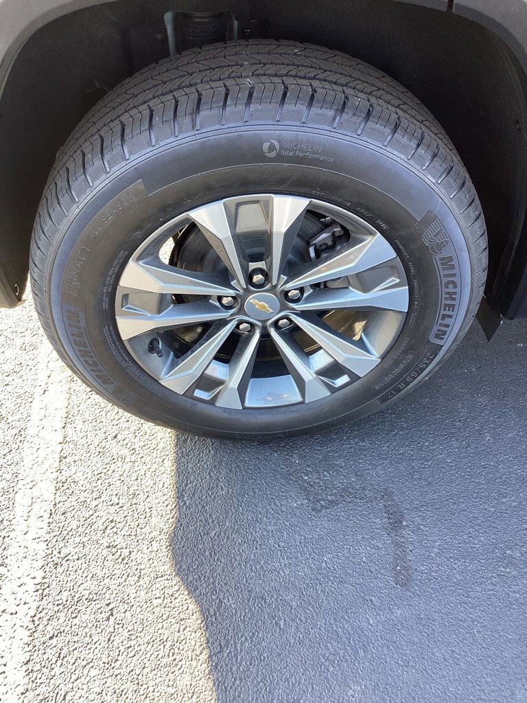 New 2026 Chevrolet Equinox LT w/ Convenience Package II image 12