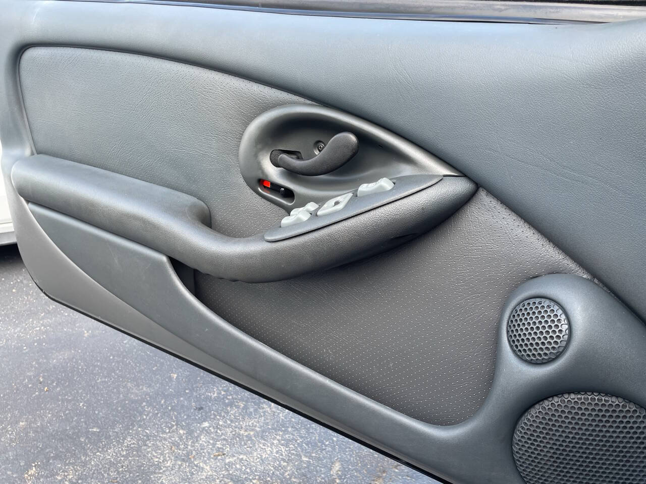 Used 1999 Pontiac Firebird Trans Am RWD image 62