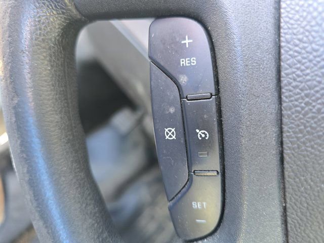 Used 2017 Chevrolet Express 2500 image 19