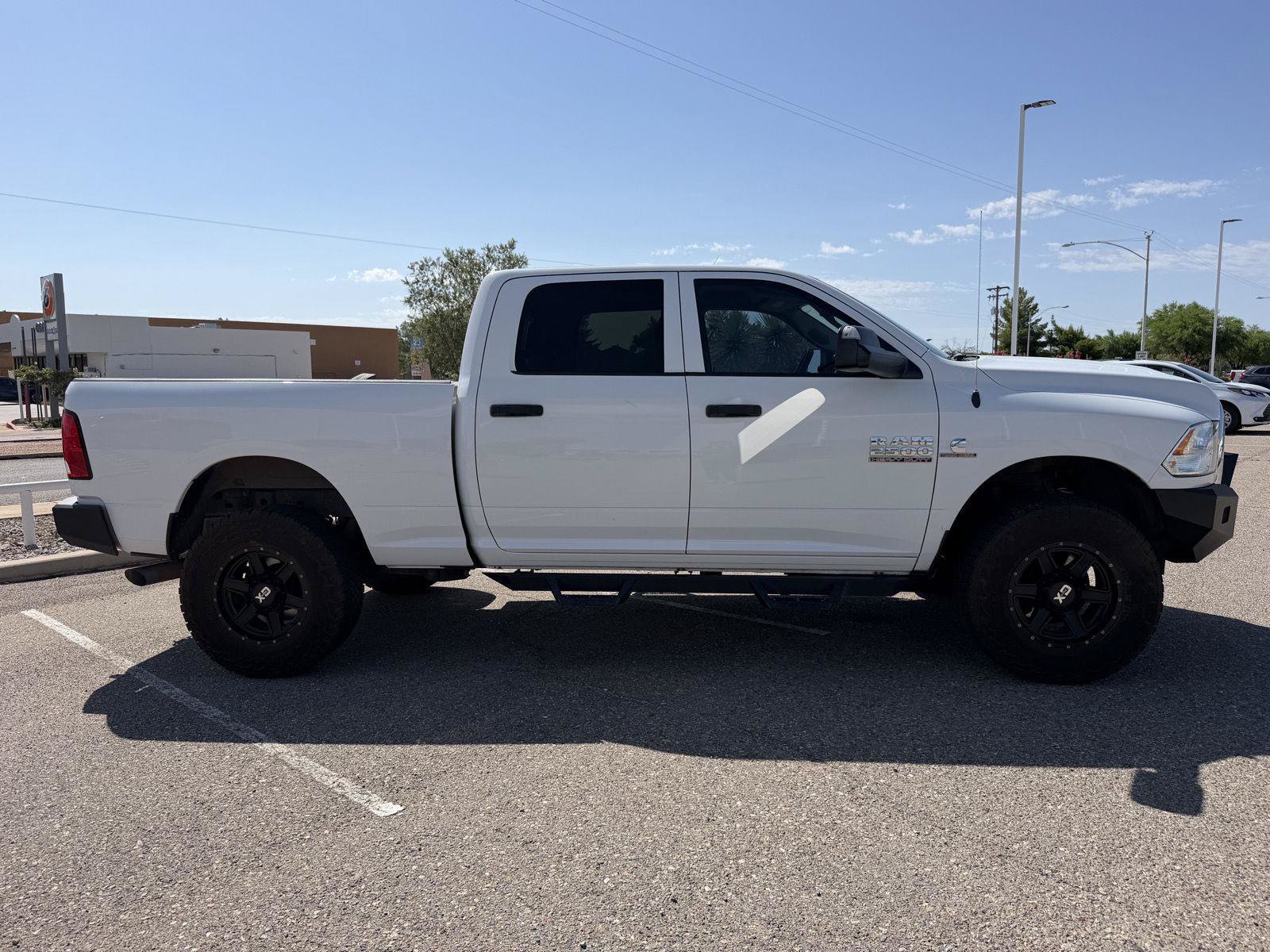 Used 2017 RAM 2500 Tradesman w/ Chrome Appearance Group AWD/4WD image 6