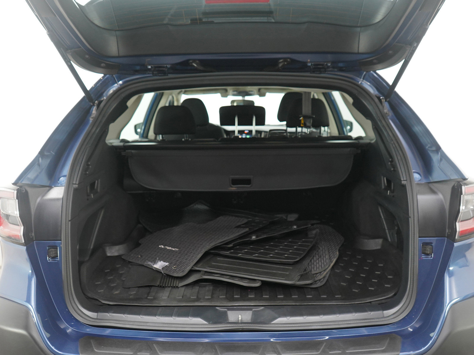 Used 2020 Subaru Outback image 16