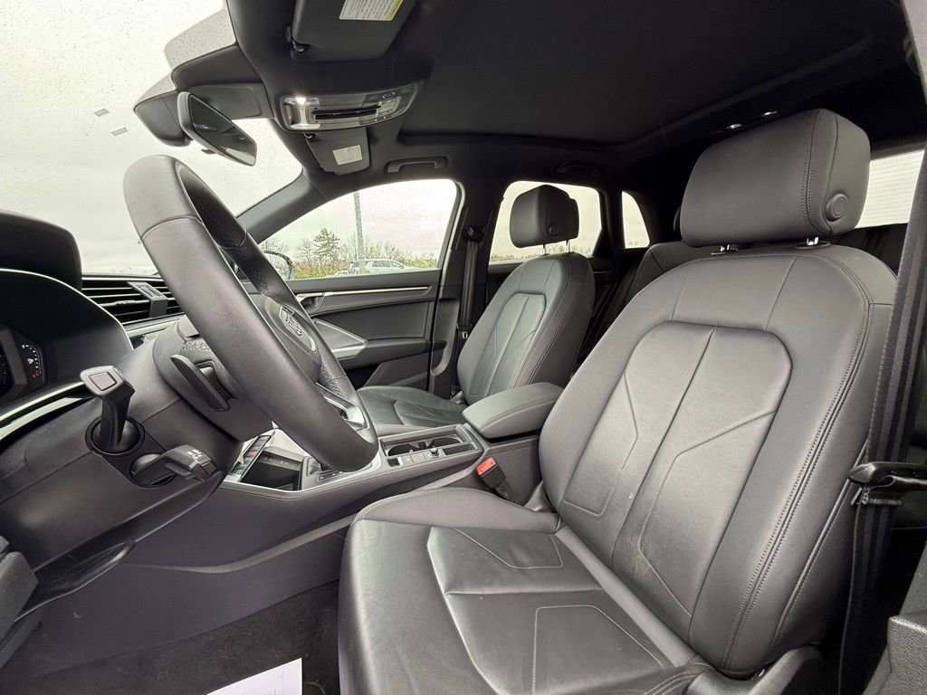 Used 2025 Audi Q3 2.0T Premium AWD/4WD image 28