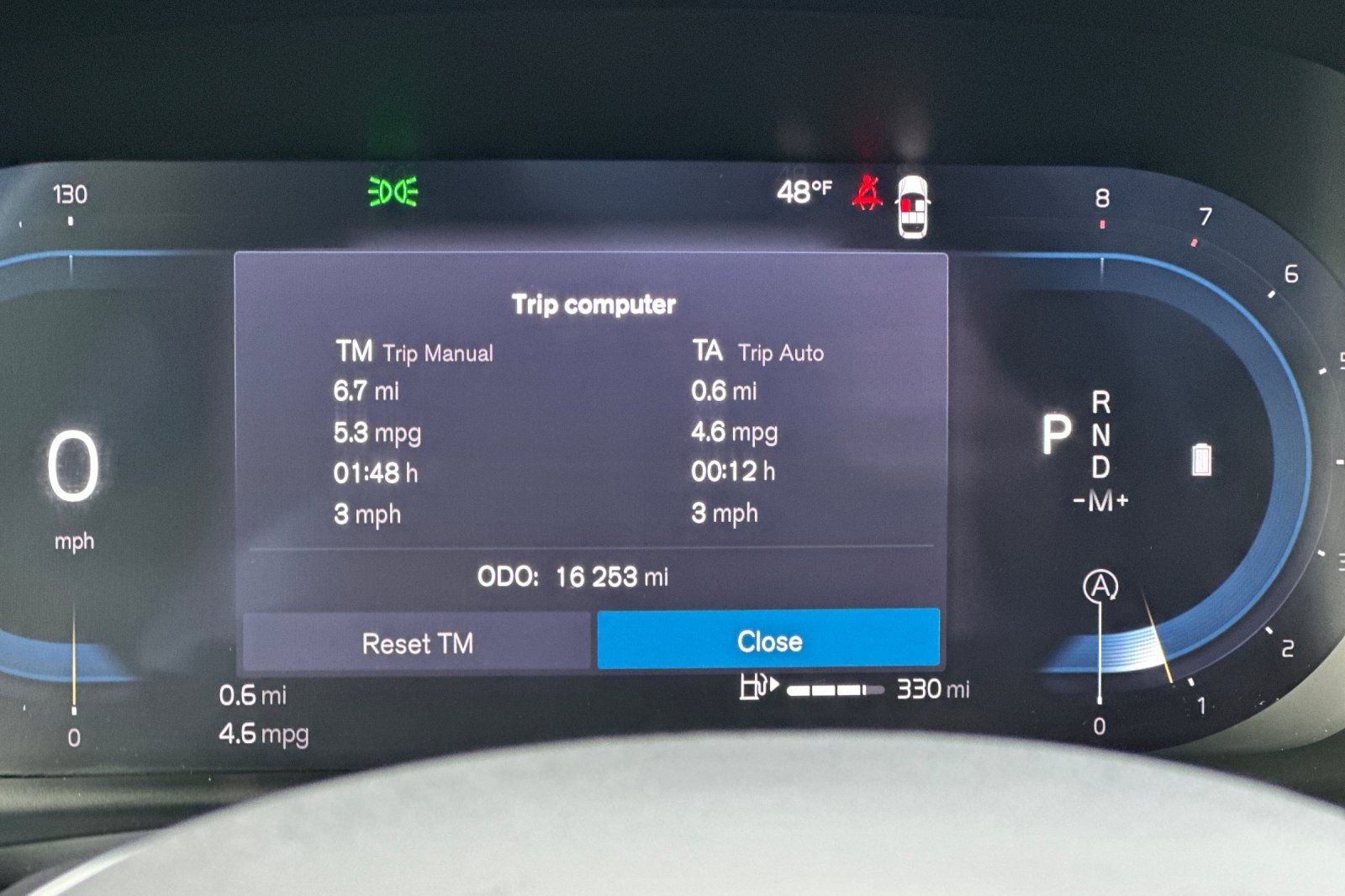 Used 2025 Volvo V60 B5 Cross Country Plus image 29