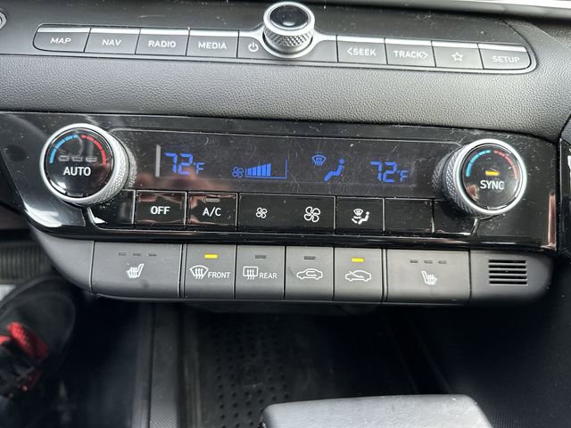 Used 2023 Hyundai Elantra SEL w/ Convenience Package image 19