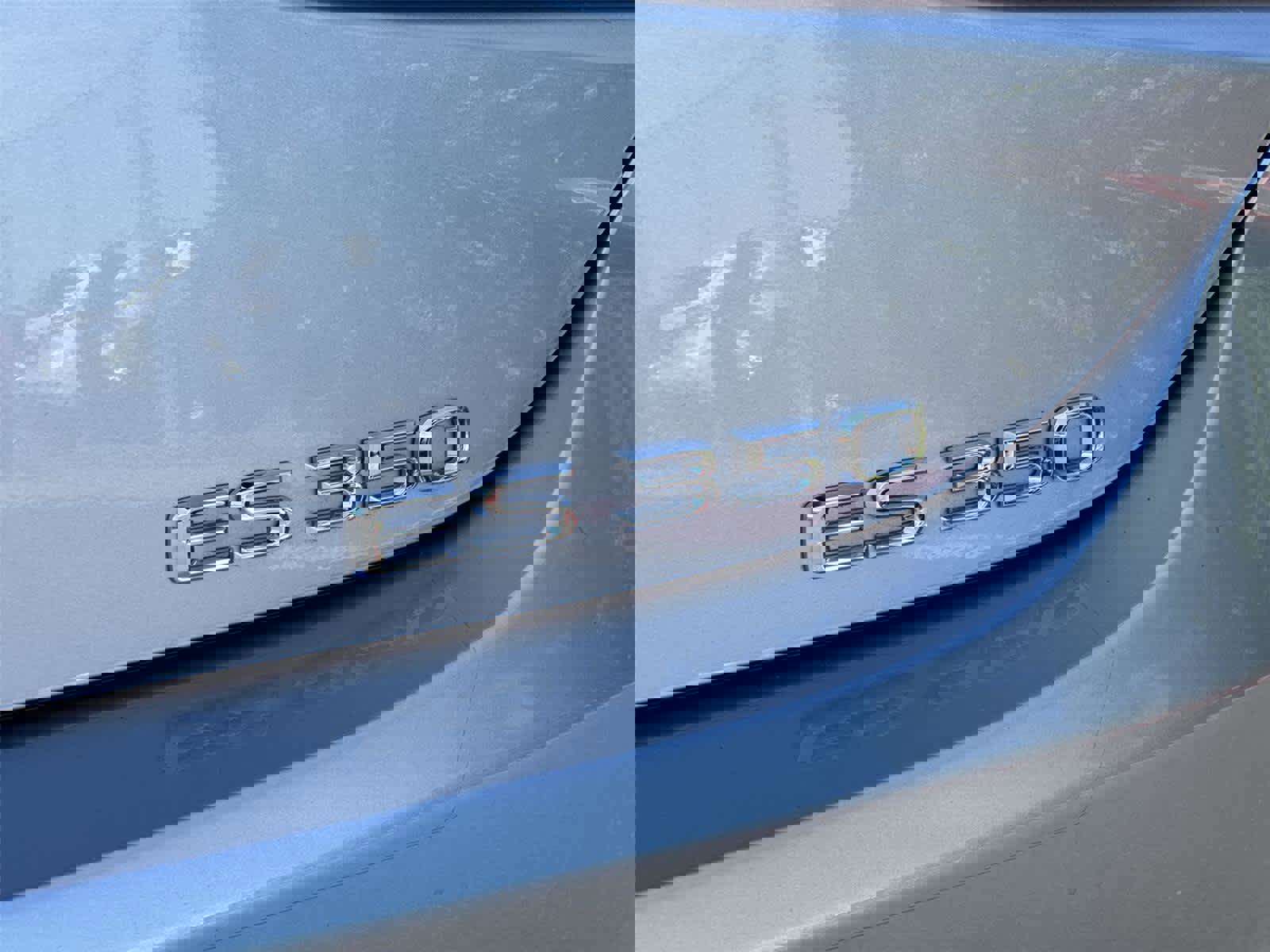 Used 2023 Lexus ES 350 F Sport w/ Accessory Package (Z2) image 7