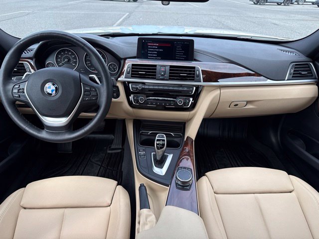 Used 2018 BMW 328d xDrive Sedan w/ Premium Package AWD/4WD image 11