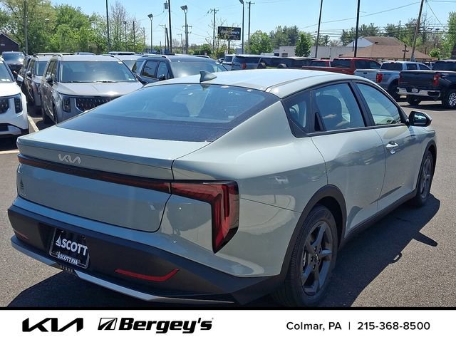New 2026 Kia K4 FWD image 3