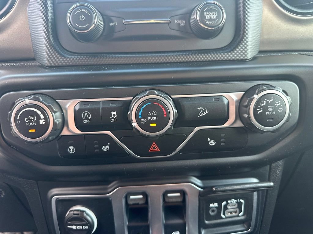 Used 2020 Jeep Wrangler Sport AWD/4WD image 22