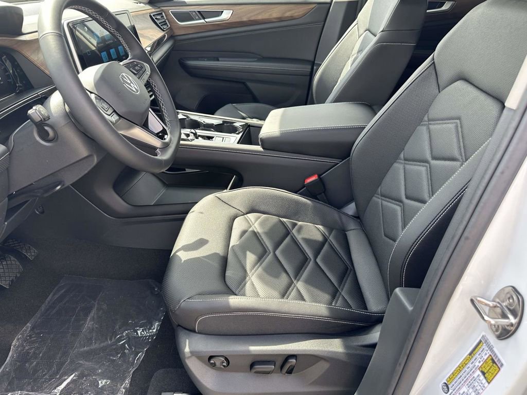 New 2026 Volkswagen Atlas SE image 14