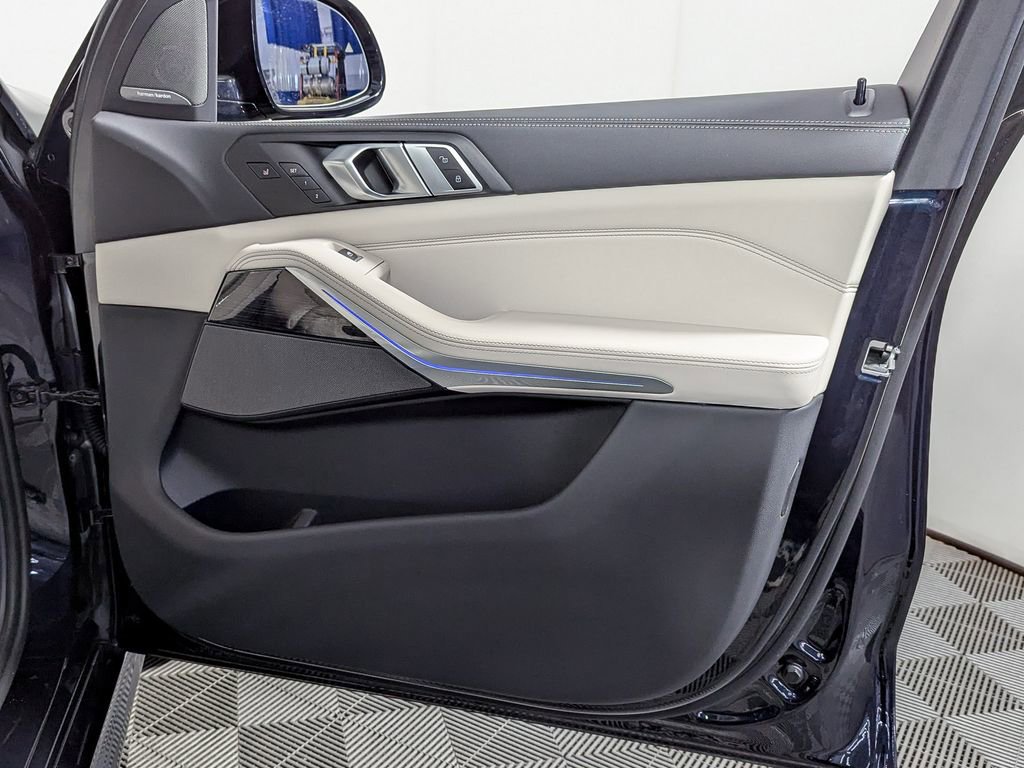 Certified 2024 BMW X5 xDrive40i w/ M Sport Package image 36