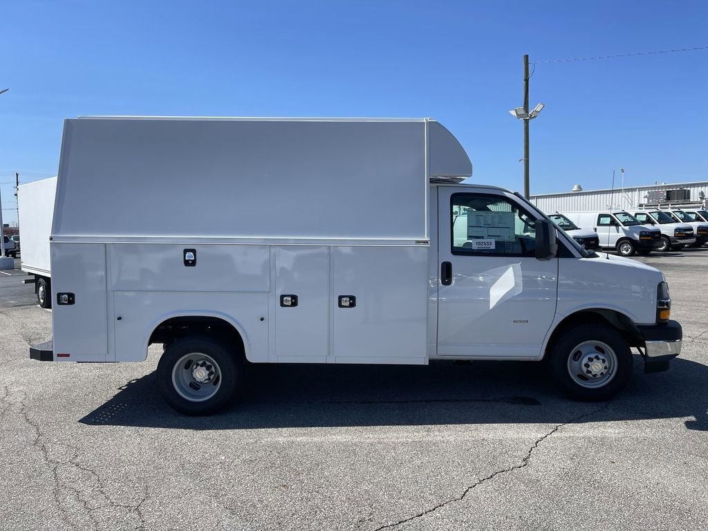 New 2025 Chevrolet Express 3500 w/ Power Convenience Package RWD image 2