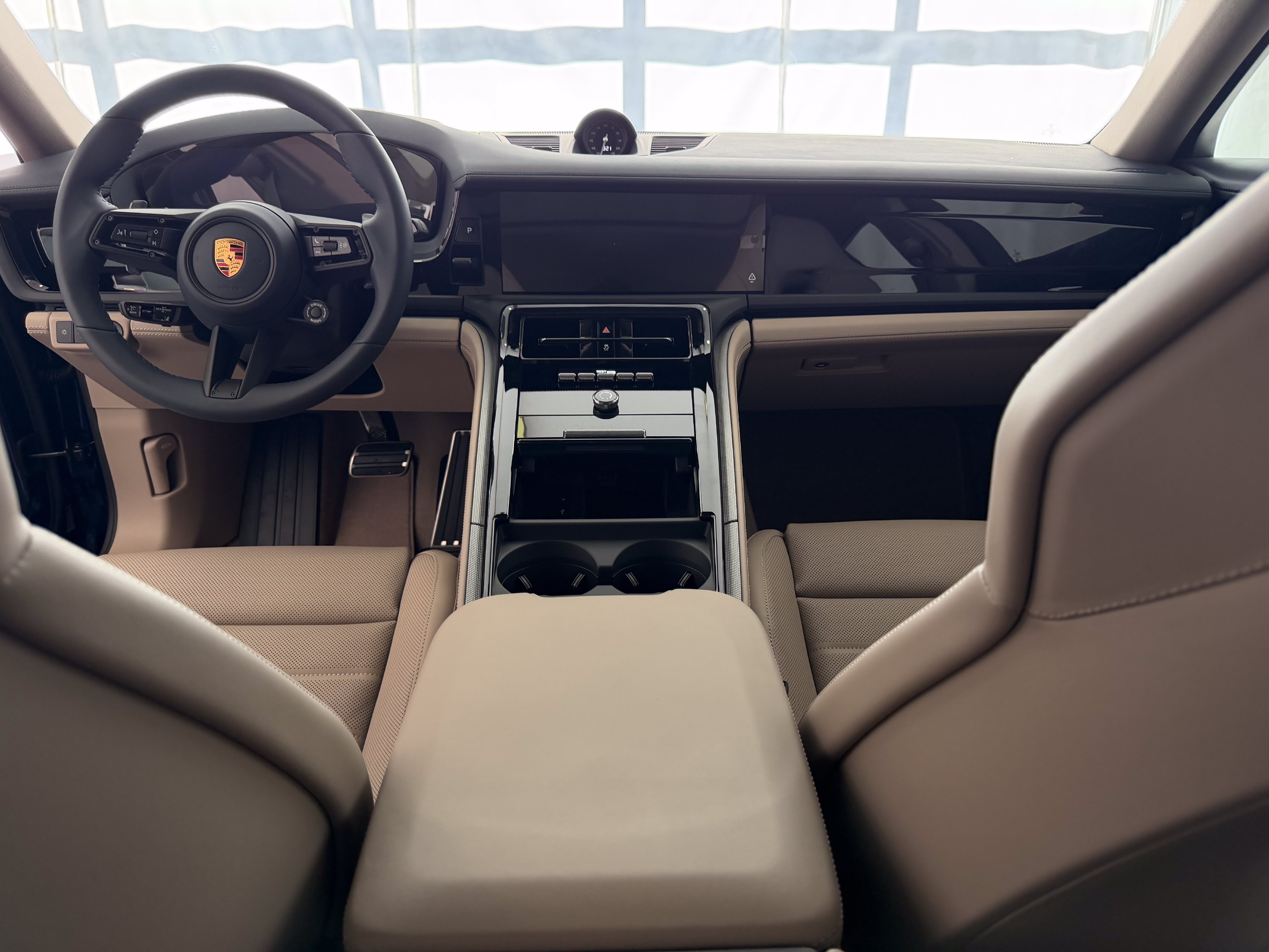 New 2026 Porsche Panamera 4 AWD/4WD image 17