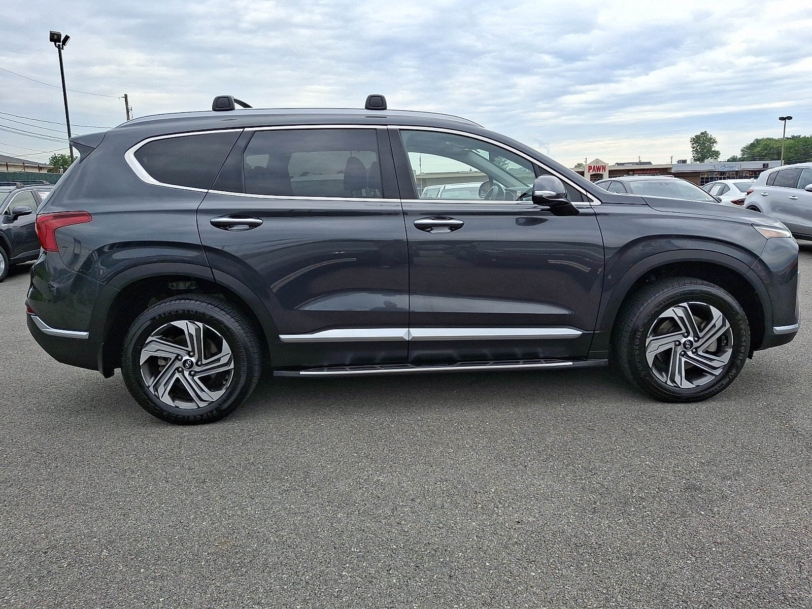 Used 2022 Hyundai Santa Fe SEL w/ Convenience + Premium Package AWD/4WD image 7