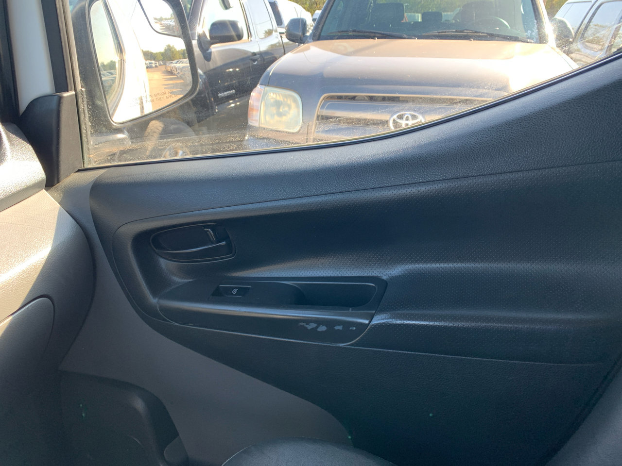 Used 2015 Chevrolet City Express LS image 19