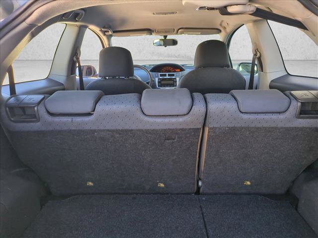 Used 2010 Toyota Yaris 2-Door Hatchback FWD image 6
