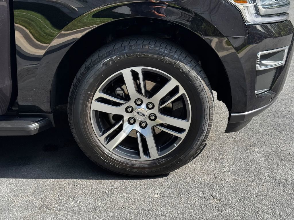 Used 2024 Ford Expedition Max Limited AWD/4WD image 30