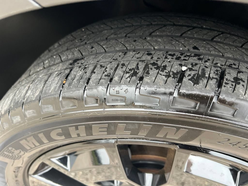 Certified 2022 Kia Telluride SX w/ SX Prestige Package AWD/4WD image 46