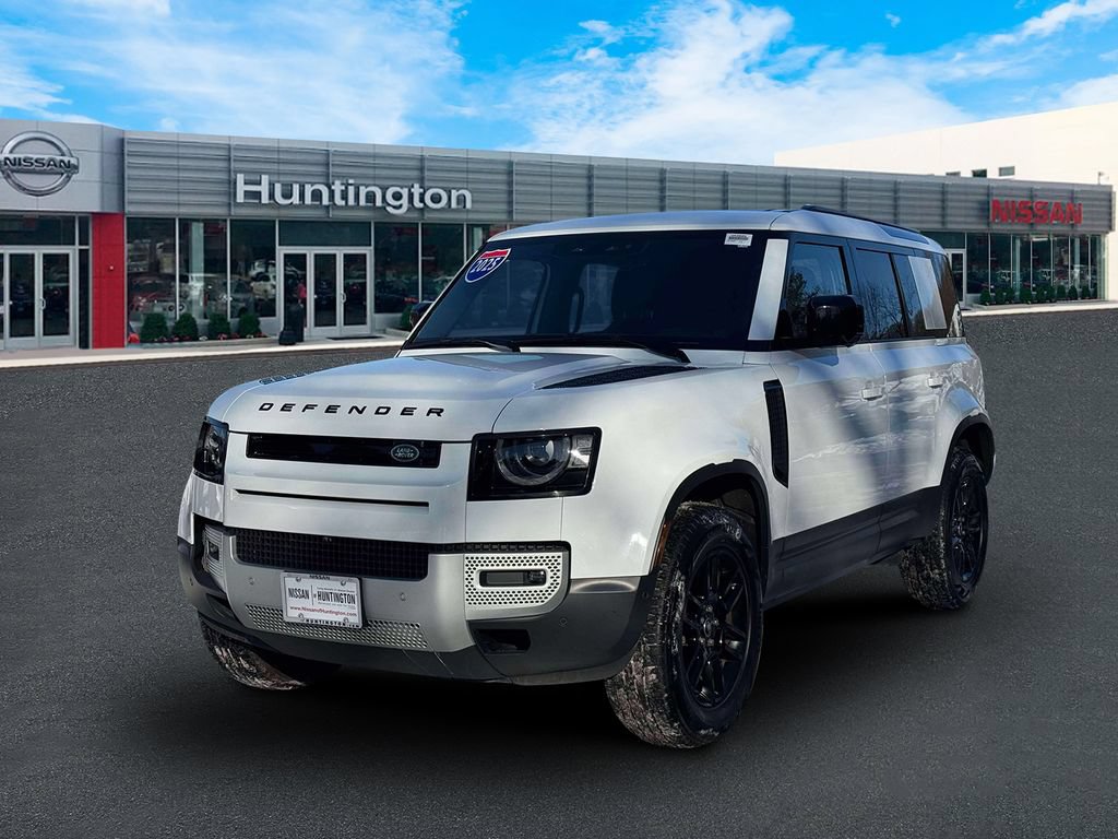 Used 2025 Land Rover Defender 110 S AWD/4WD image 4