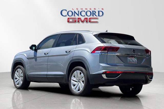 Used 2020 Volkswagen Atlas Cross Sport SE w/ Panoramic Sunroof Package FWD image 6