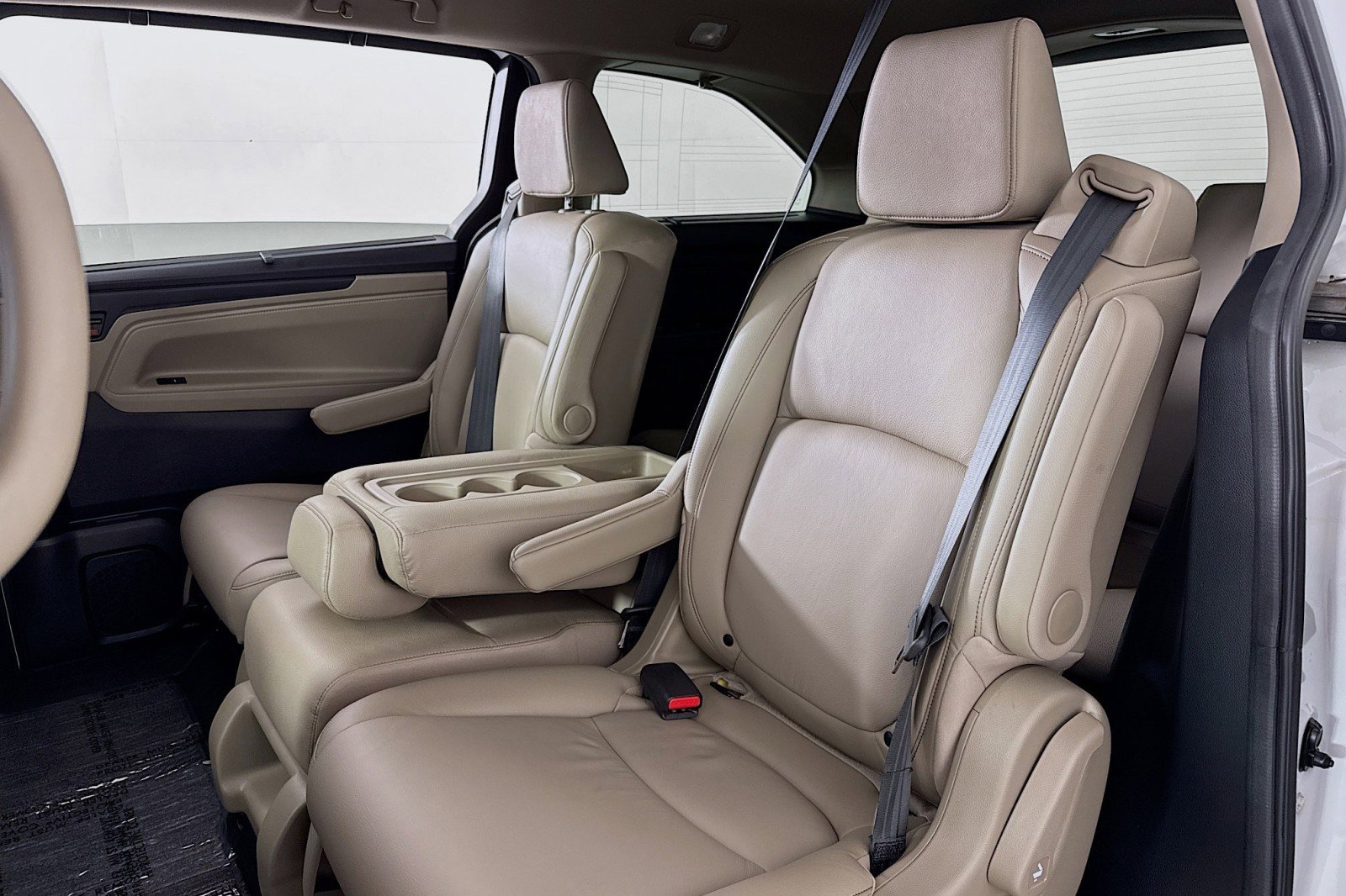 Used 2024 Honda Odyssey Touring image 8