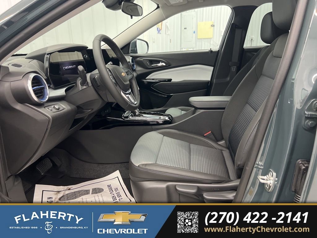 New 2026 Chevrolet Trax LT image 9