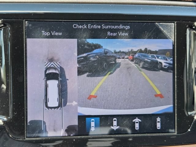 Used 2019 Chrysler Pacifica Touring Plus w/ Advanced Safetytec Group FWD image 20