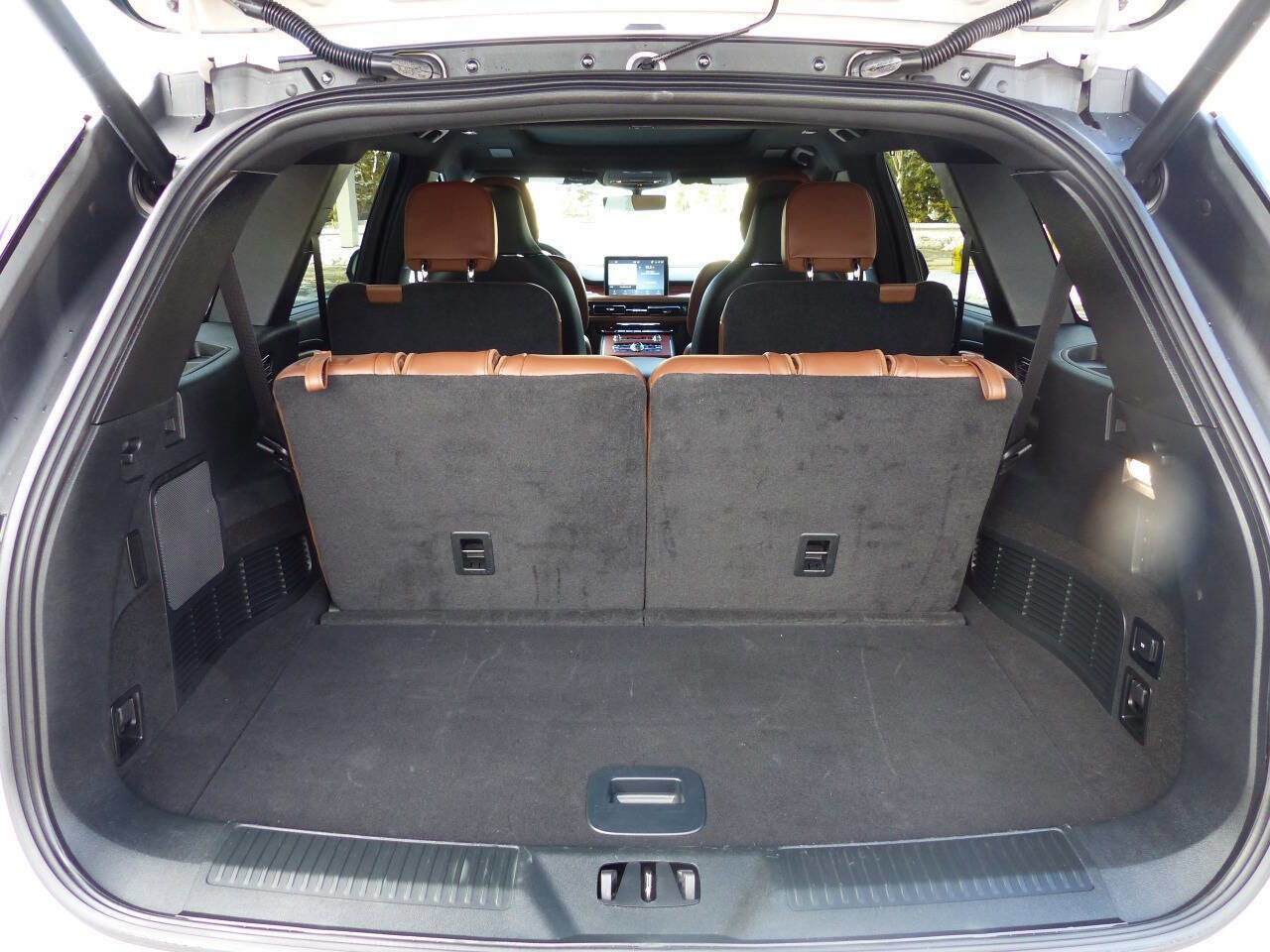 Used 2024 Lincoln Aviator Reserve w/ Equipment Group 201A image 43