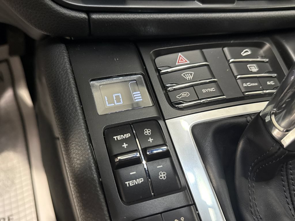 Used 2021 Porsche Macan S AWD/4WD image 19