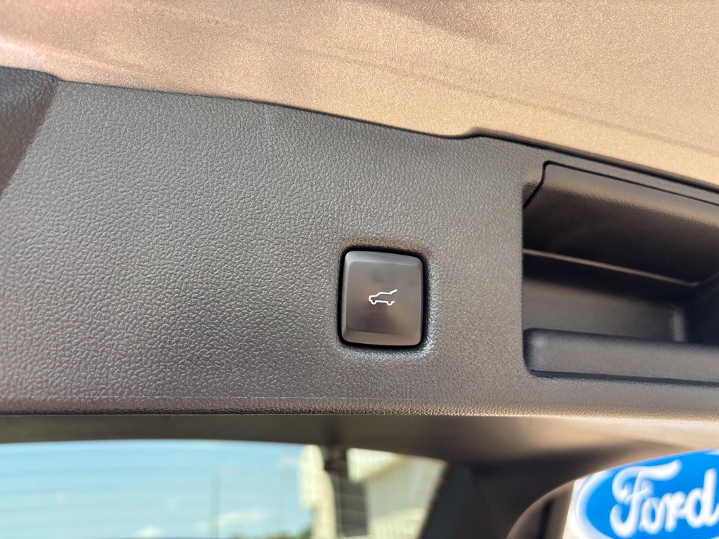 Certified 2024 Ford Escape Active AWD/4WD image 31