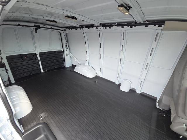 New 2026 Chevrolet Express 2500 w/ Driver Convenience Package RWD image 23