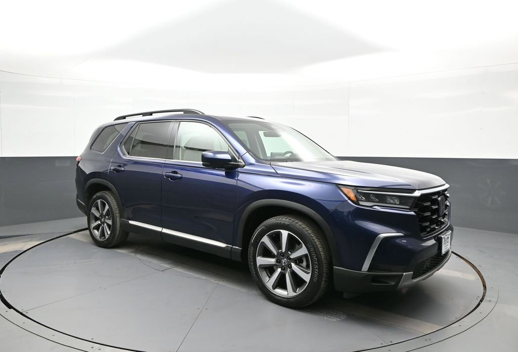 Certified 2024 Honda Pilot Elite image 4