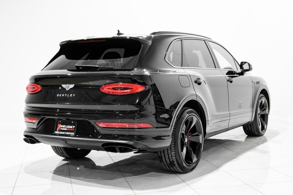 Used 2023 Bentley Bentayga image 4
