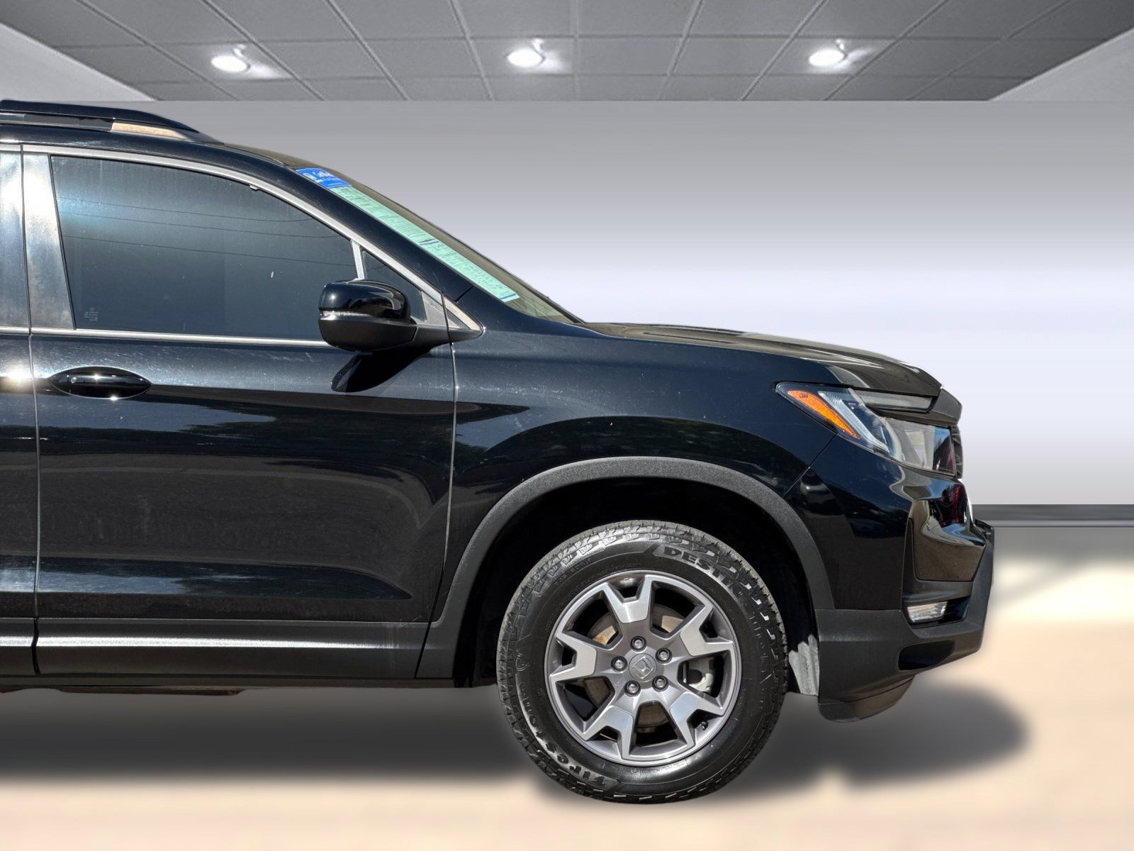 Certified 2023 Honda Passport TrailSport image 35