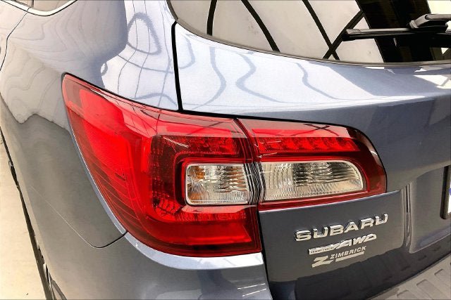 Used 2017 Subaru Outback 2.5i Limited AWD/4WD image 27