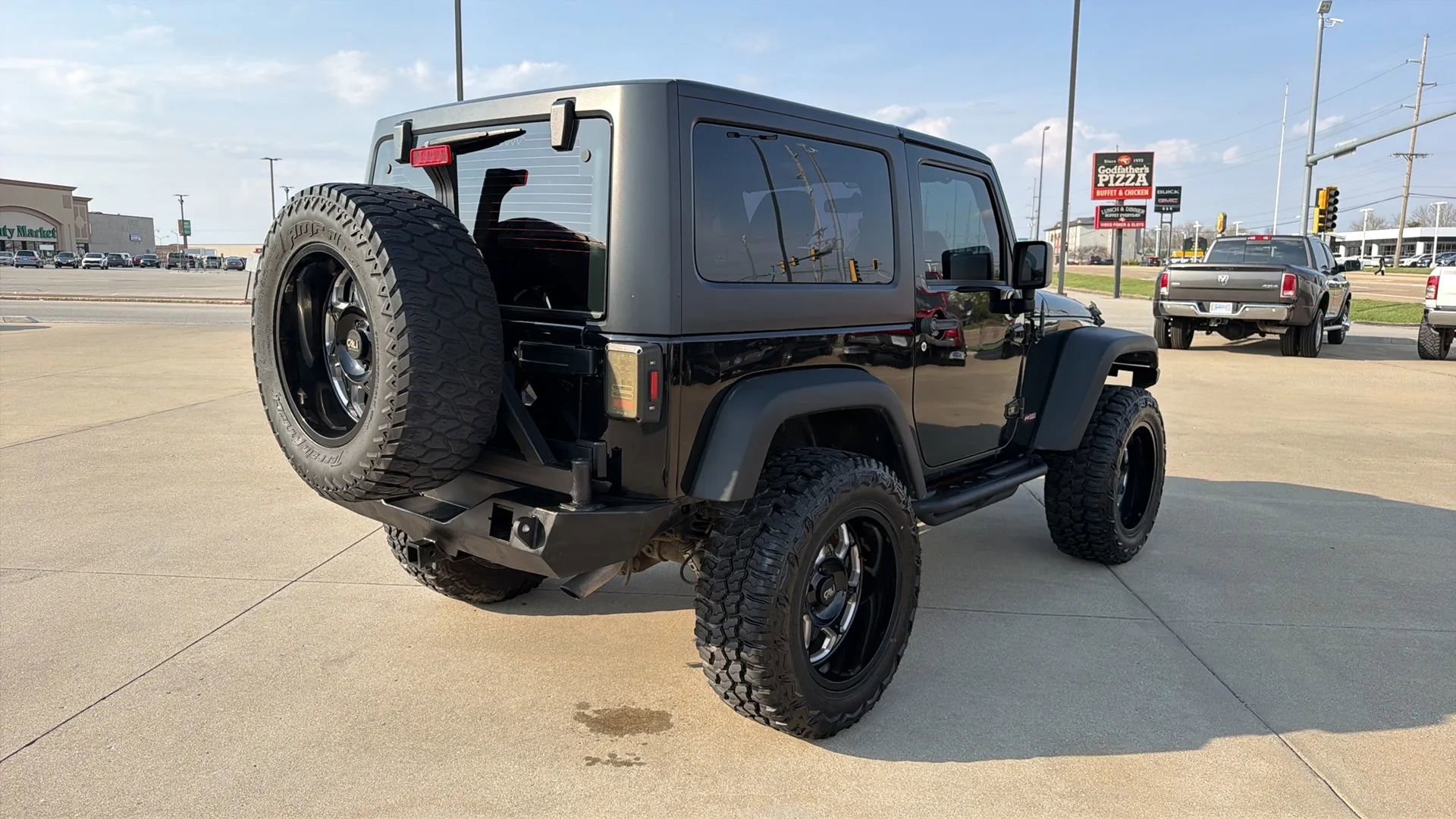 Used 2017 Jeep Wrangler Sport w/ Connectivity Group image 17