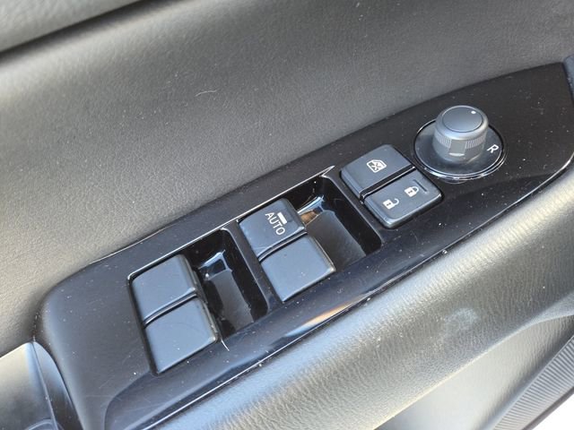 Used 2017 MAZDA CX-5 Touring image 7