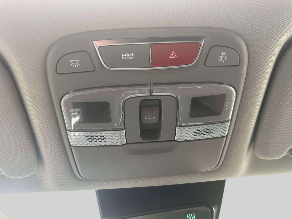 Used 2024 Kia Telluride EX image 32