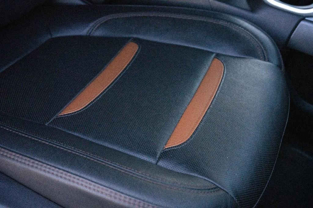 Used 2020 GMC Sierra 1500 AT4 w/ AT4 Premium Package image 17