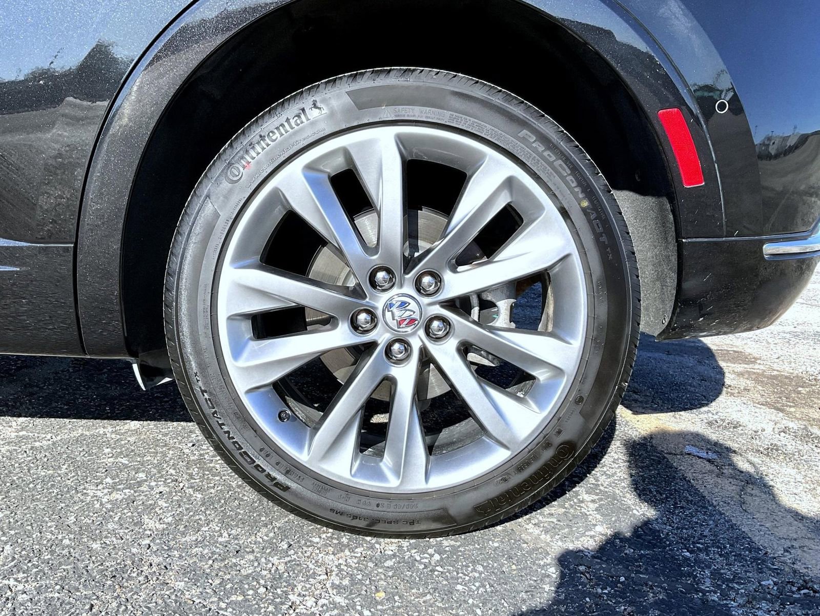 Certified 2023 Buick Envision Avenir image 22