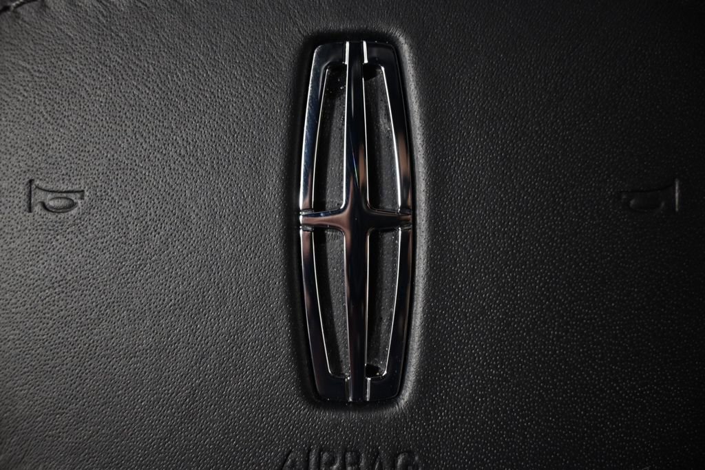 New 2026 Lincoln Navigator L Reserve w/ Jet Appearance Package image 32