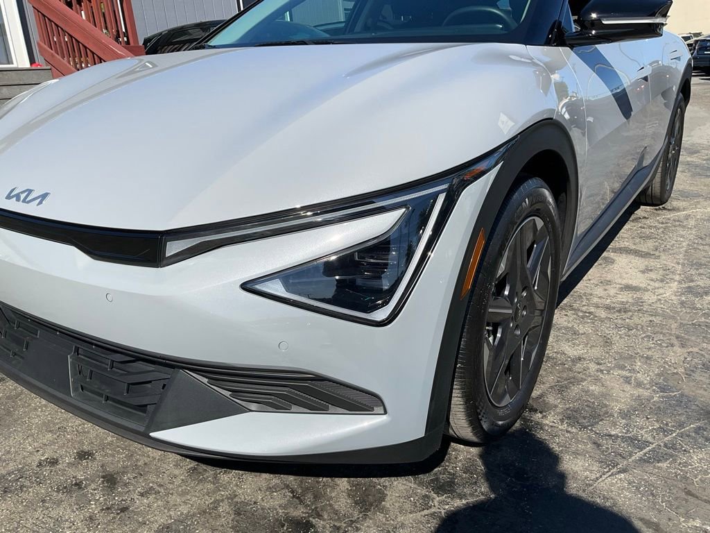 Used 2025 Kia EV6 Light image 84