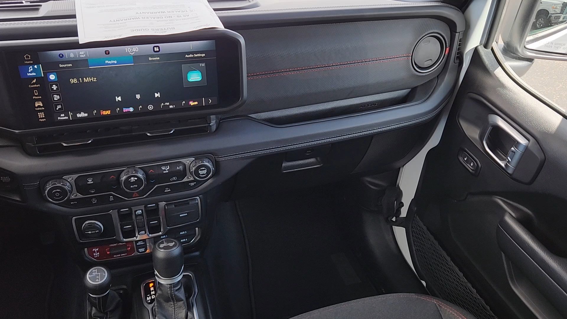 Used 2025 Jeep Wrangler Unlimited Rubicon image 6