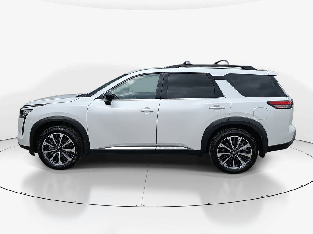 New 2026 Nissan Pathfinder Platinum w/ Cargo Package image 8