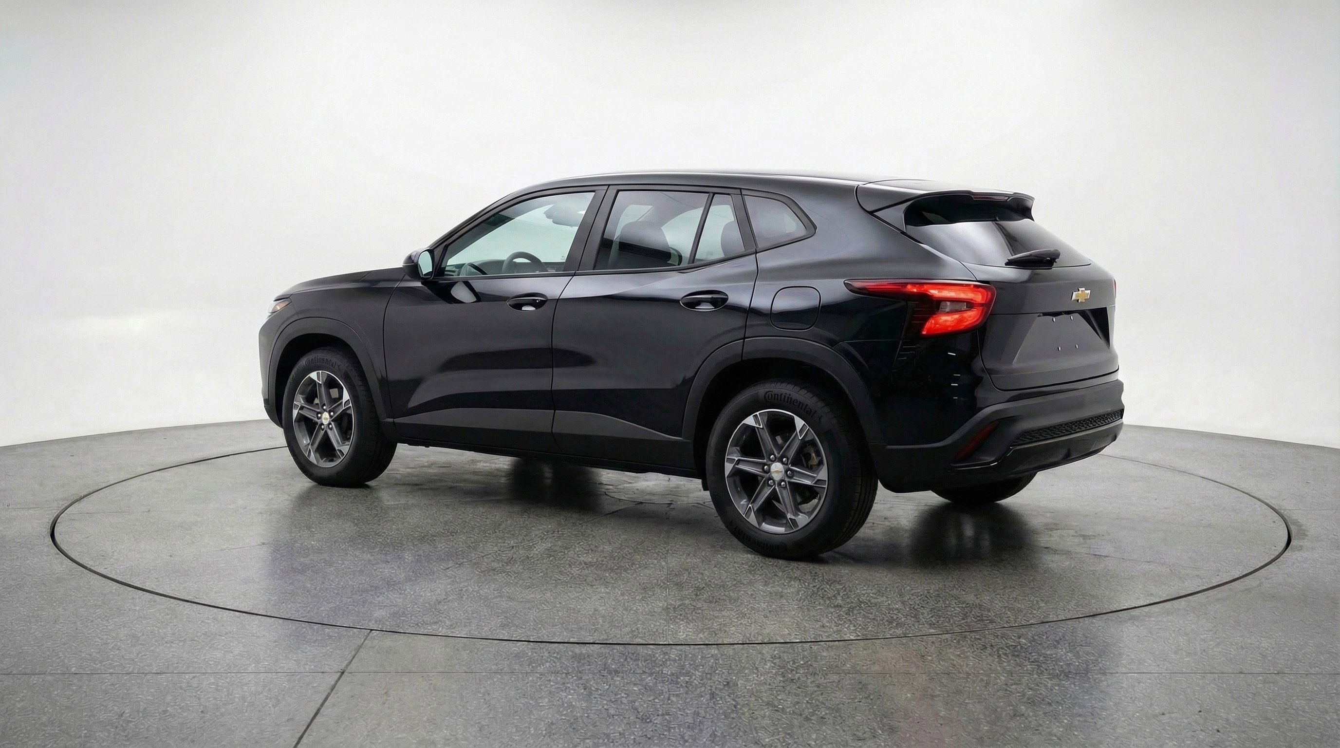 Used 2025 Chevrolet Blazer LT FWD image 6