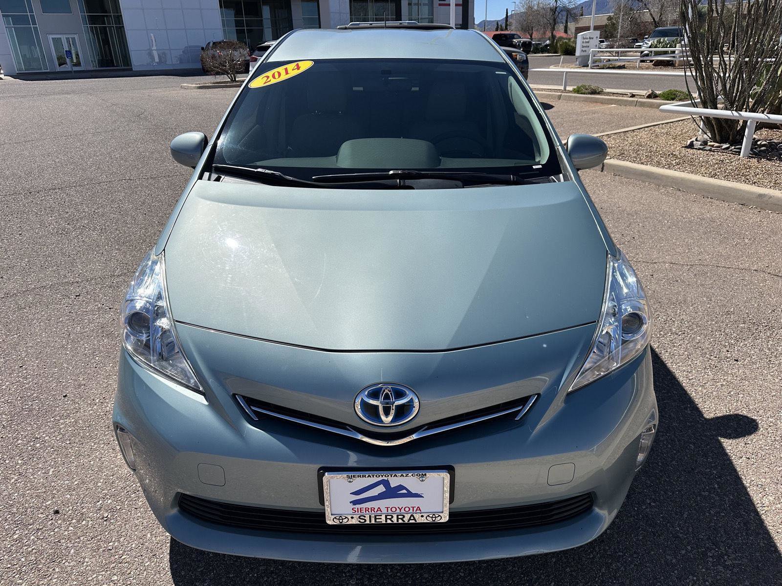 Used 2014 Toyota Prius V Three image 9