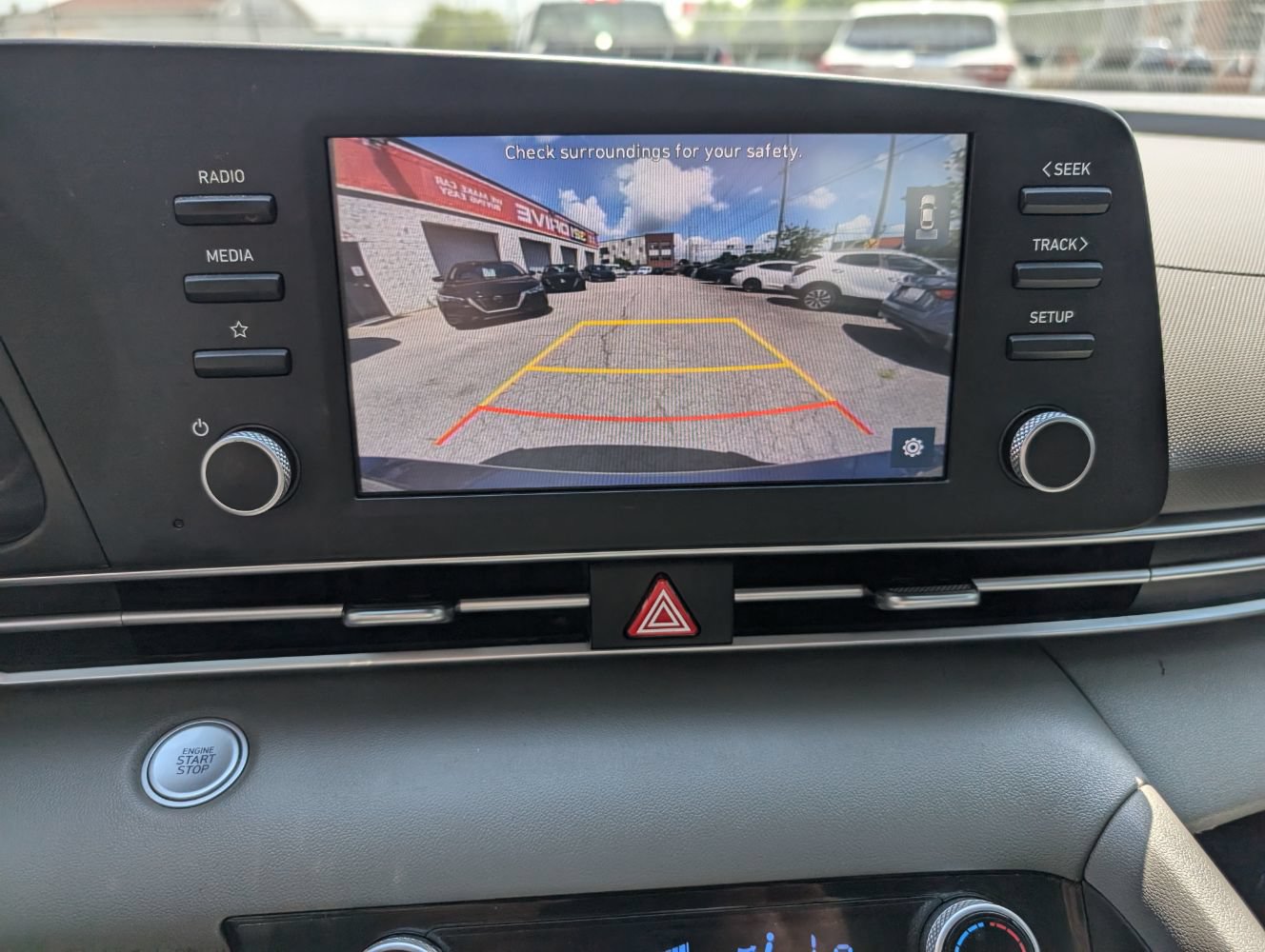 Used 2023 Hyundai Elantra SEL w/ Cargo Package FWD image 23