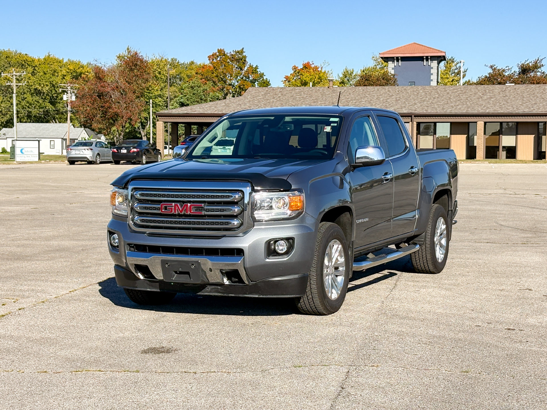 Used 2018 GMC Canyon SLT w/ Driver Alert Package AWD/4WD image 4