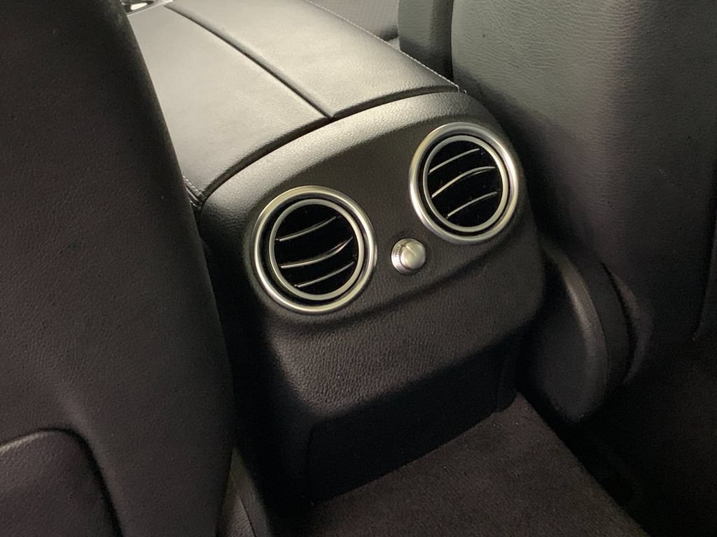 Used 2017 Mercedes-Benz C 300 Sedan image 33