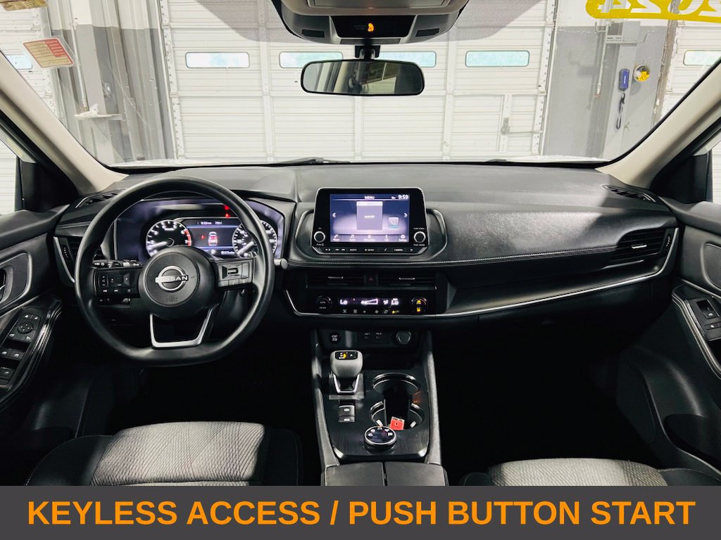 Used 2024 Nissan Rogue SV AWD/4WD image 4