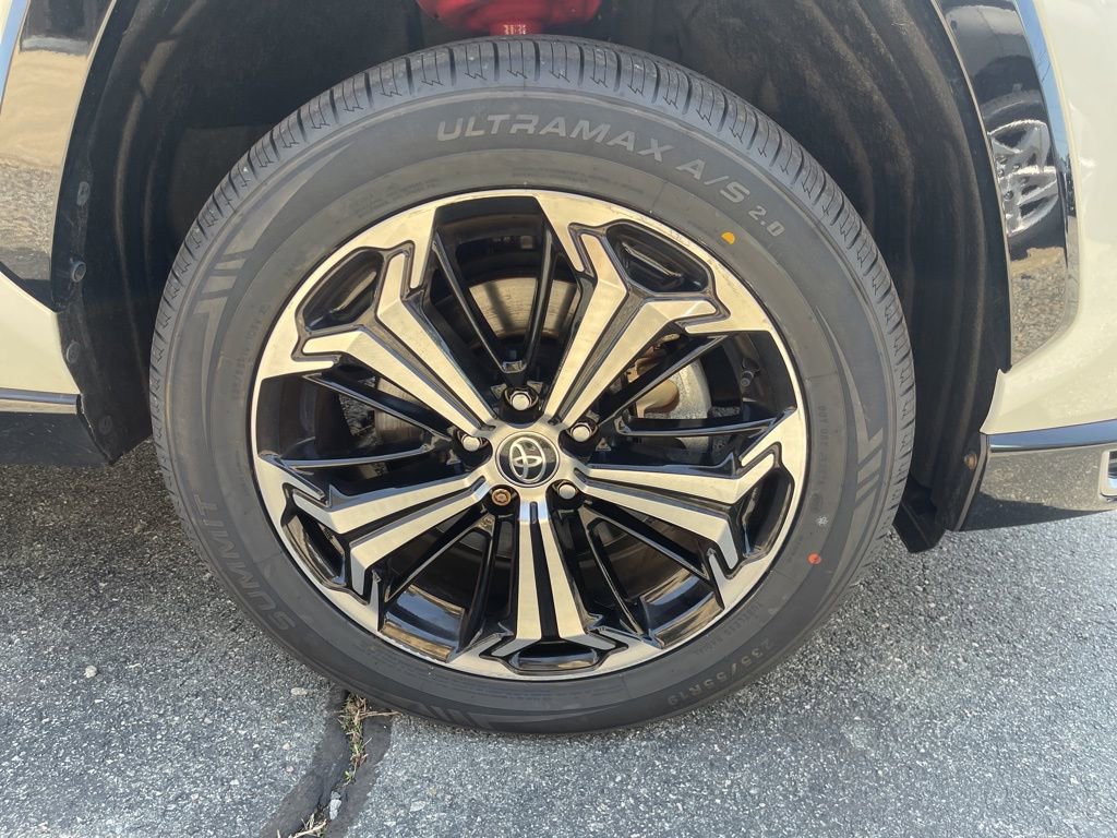 Used 2021 Toyota RAV4 XSE w/ Premium Package AWD/4WD image 36